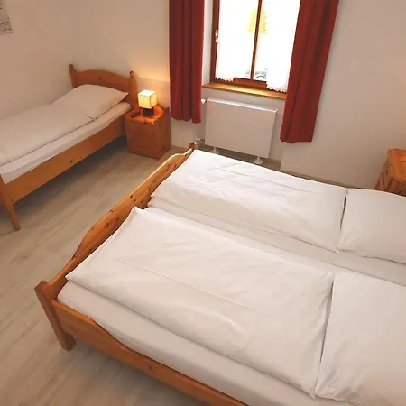 Roessle Apart Fewo Apartmán *